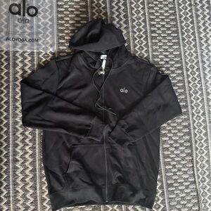 ALO Yoga Black Hoodie and Joggers Ensemble